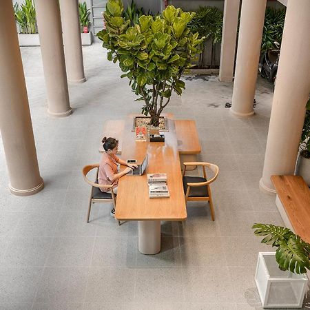 M Village Living Hoang Van Thu ホーチミン市 エクステリア 写真